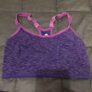Sports bra